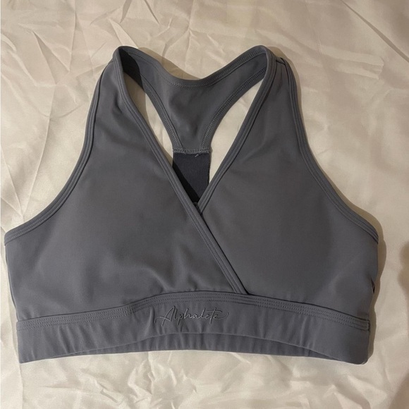 Alphalete crossover sports bra in grey - Picture 1 of 16